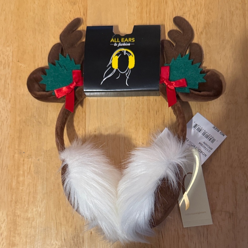 🎄NEW🎄Holiday Reindeer Earmuffs by Collection18